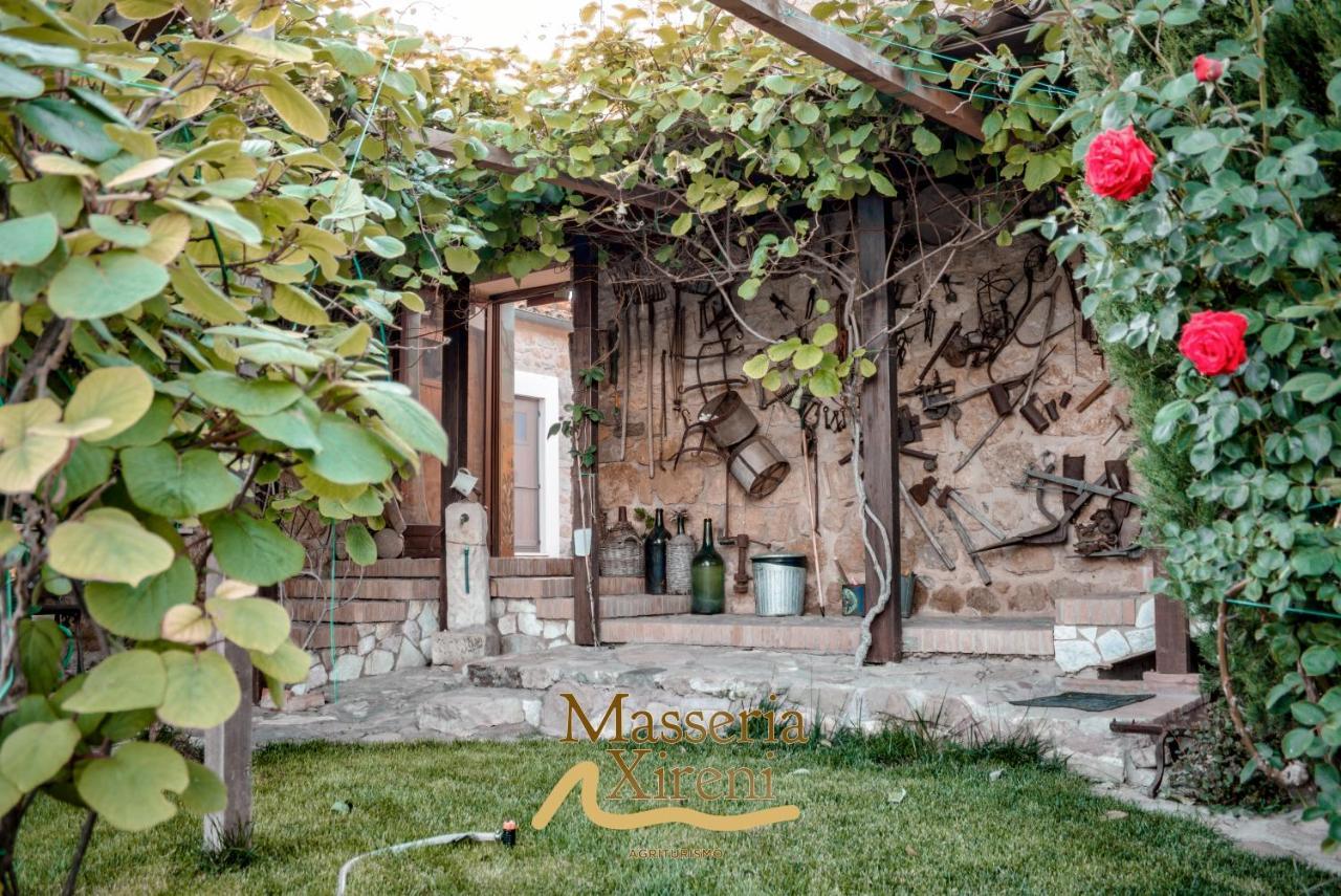 Masseria Xireni Castellana Sicula Exterior foto
